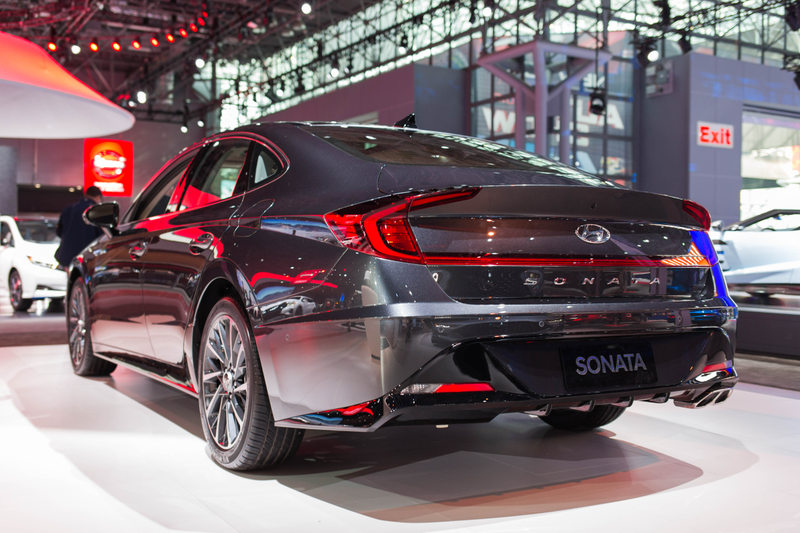 Illustration for article titled I Got One Thing to Say About the 2020 Hyundai Sonata: Damn